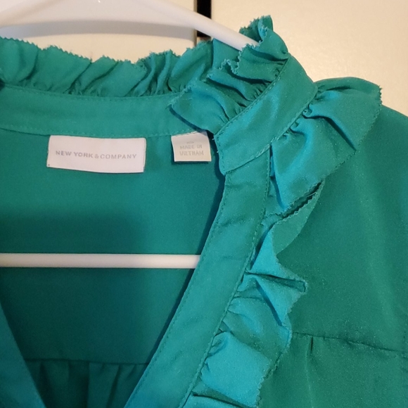 Grean Teal Blouse - Picture 3 of 3